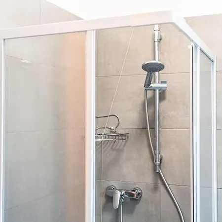 Seafront With Pool In