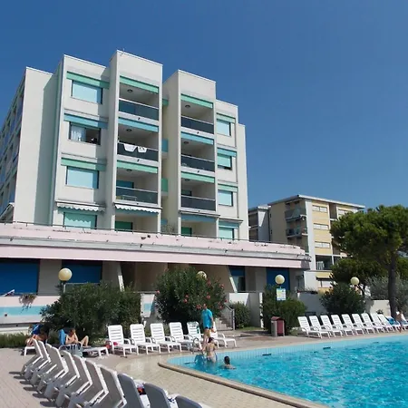 Seafront With Pool In Bibione