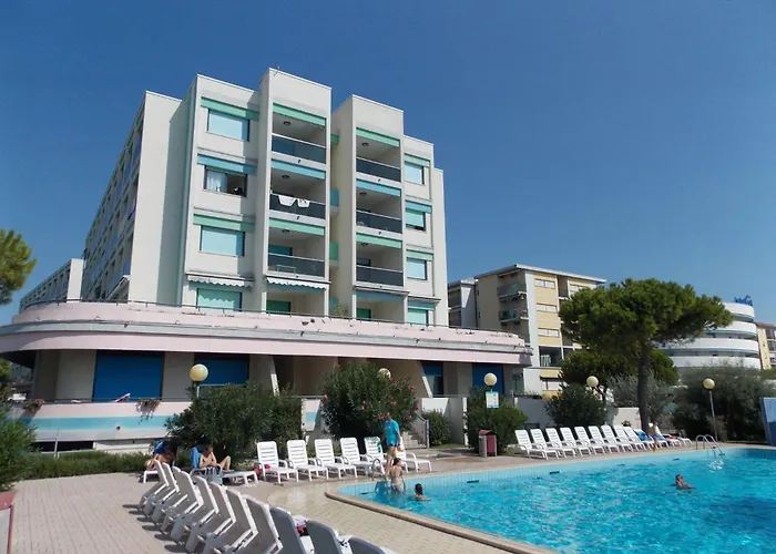 Modern Seafront With Pool And Terrace Бібіоне