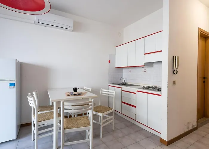 Modern Seafront With Pool And Terrace Bibione